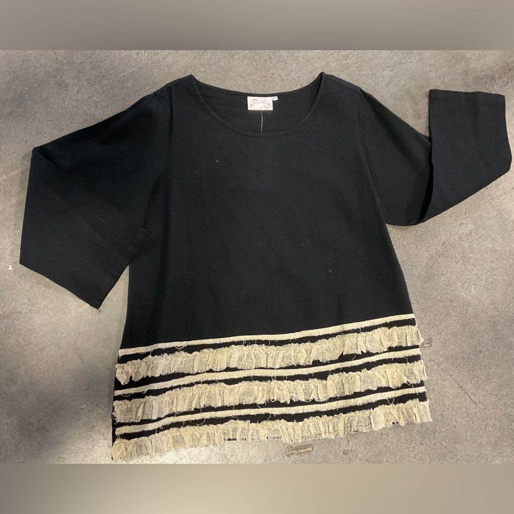 COPY - Linen oversized black top